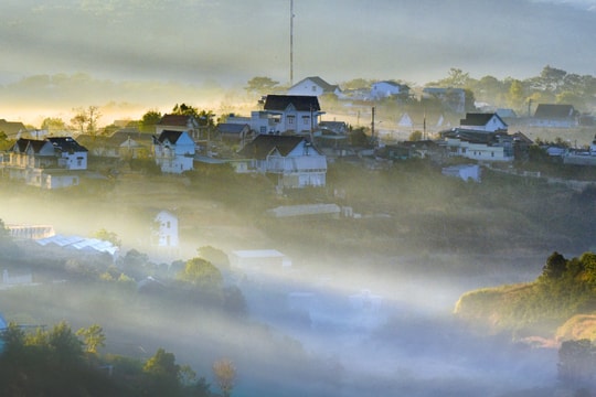 Phố mờ sương